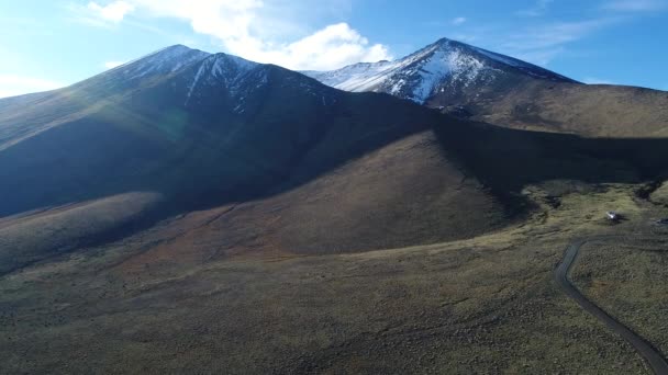 Scena Dronelor Aeriene Sau Muntele Wyle Zăpadă Lumina Soarelui Neuquen — Videoclip de stoc