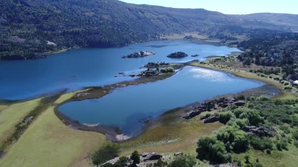 Aerial Drone Scene Pulmari Lake Rock Island Trees Araucarias Steppe — Stock Video