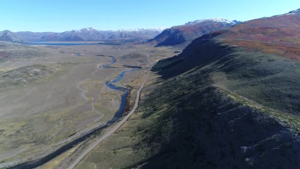 Luchtfoto Drone Scène Van Nahueve Rivier Ebu Lauquen Lake Noord — Stockvideo