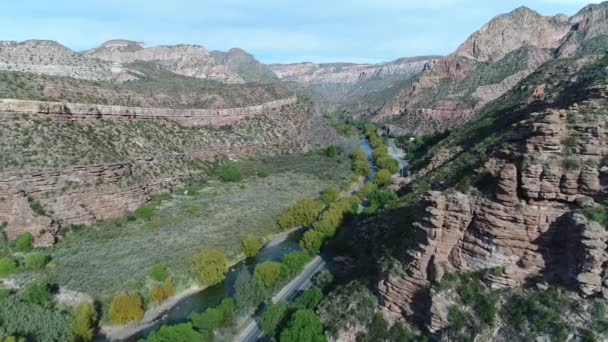 Letecká Drone Scéně Kaňonu Řeky Atuel San Rafael Mendoza Cuyo — Stock video