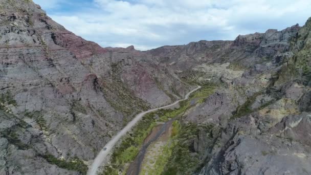 Escena Aérea Drones Del Cañón Del Río Atuel San Rafael — Vídeos de Stock