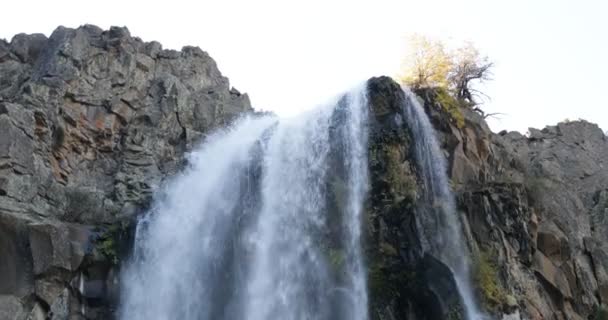 Fragua Wasserfall Manzano Amargo Neuquen Patagonia Argentina Fackeln Linse Bei — Stockvideo