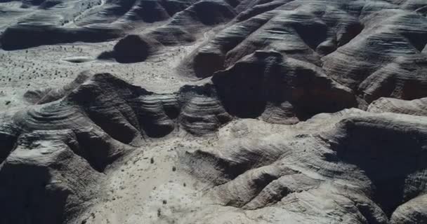 Vista Superior Escena Aérea Del Dron Formaciones Geológicas Montañas Roca — Vídeo de stock