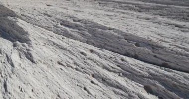 Stabilize kamera hareketi Campo de Piedra Pomez, Antofagasta de la Sierra, Catamarca Eyaleti, Arjantin için yalpa. Beyaz Ponza detayını carachi pampa yanardağ kadar kaydırma kayalar.