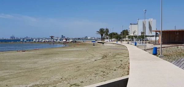 Larnaka 'daki ünlü Oroklini Sahili