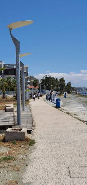 Larnaka 'daki ünlü Oroklini Sahili