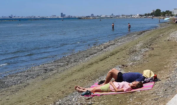 Larnaka 'daki ünlü Oroklini Sahili