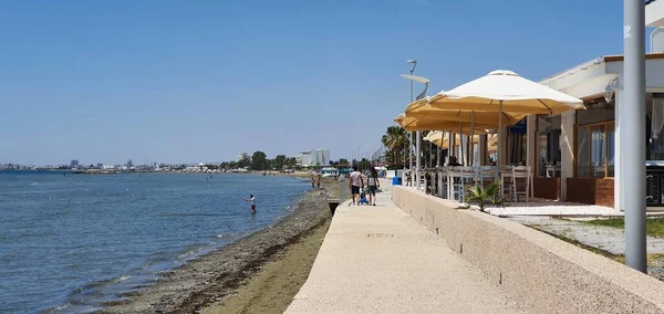 Larnaca Kıbrıs 'taki Oroklini Plajı