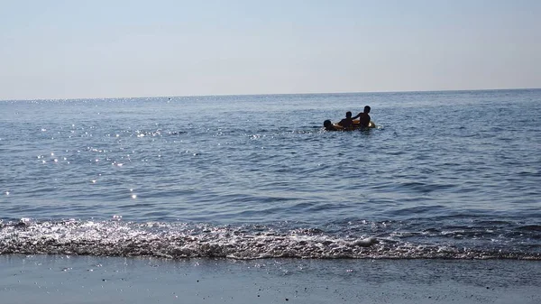Relaxační Chvíle Pláži Vesnice Pervolia Kypru — Stock fotografie