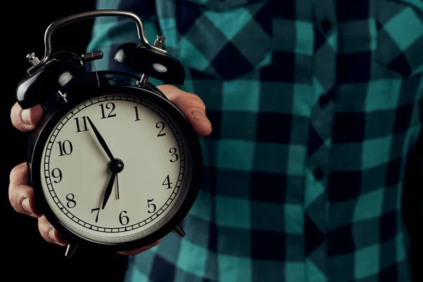 Woman Holding Vintage Alarm Clock Black Alarm Clock Woman Hand — Stock Photo, Image