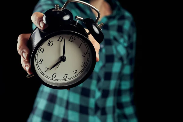 Woman Green Shirt Holding Vintage Alarm Clock Showing You Minutes — Stock Photo, Image