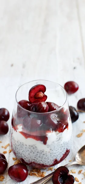 Smoothie Aux Cerises Yaourts Dans Verre Close — Photo