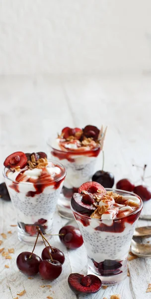 Smoothie Aux Cerises Yaourts Dans Verre Close — Photo