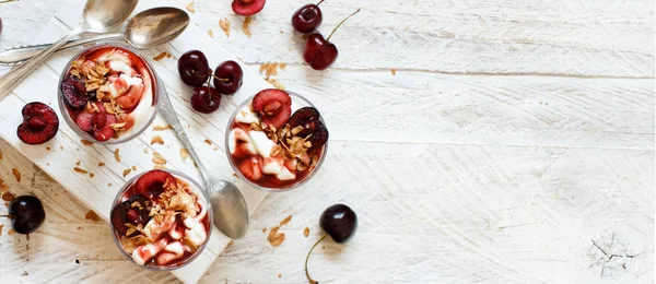 Smoothie Cerise Yaourt Dans Une Vue Panoramique Verre — Photo