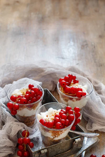 Red Currants Yogurt Glass Close — Stock Photo, Image