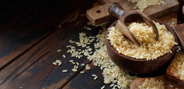 Dlouhozrnné Rýže Dřevěné Bown Lžící Zblízka — Stock fotografie