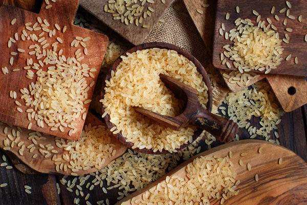 Parzony Ryż Misce Drewnianą Łyżką Bliska — Zdjęcie stockowe