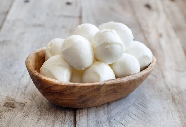 Mozzarella Cereja Queijo Italiano Uma Tigela Fecham — Fotografia de Stock