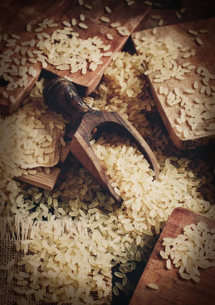 Dlouhozrnné Rýže Dřevěnou Lžící Zblízka — Stock fotografie