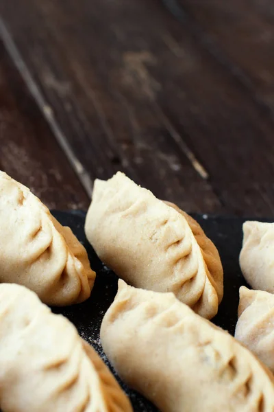 Preparação Bolinhos Manti Arquivado Com Carne Picada Perto — Fotografia de Stock