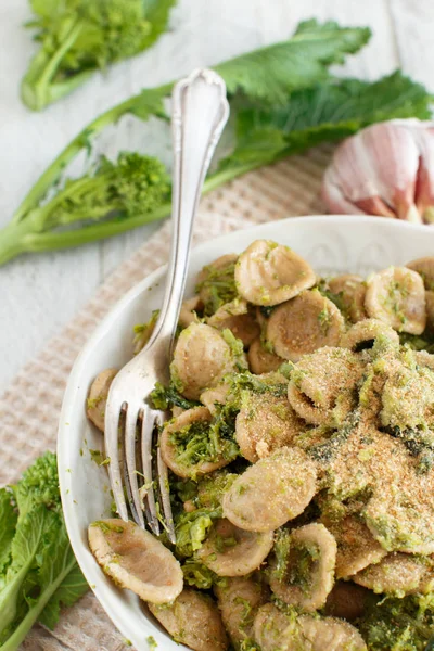 Traditionele Apulië Regio Pasta Orecchiette Met Raapstelen — Stockfoto