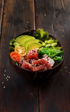 Hawaiian tuna poke kase