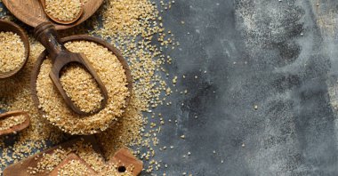 Kuru bulgur buğday taneleri 