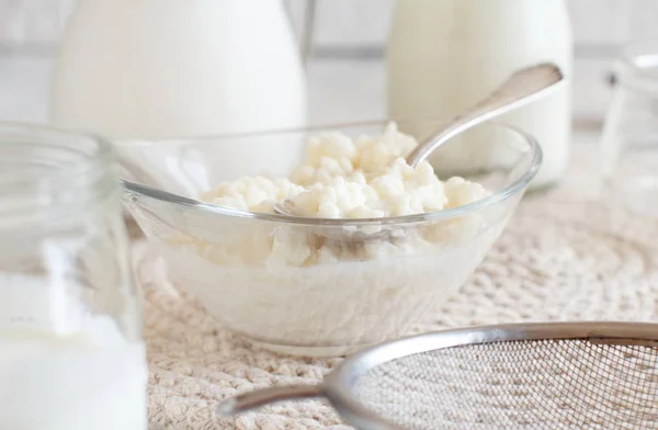 Kefir-Körner und fermentiertes Getränk Kefir — Stockfoto