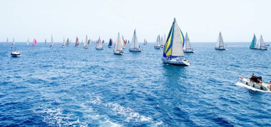 Regatta Brindisi Korfu 2019 sırasında yelkenli yatlar