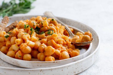 Nohut ile ditalini makarna