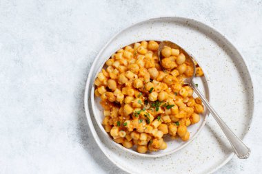 Nohut ile ditalini makarna