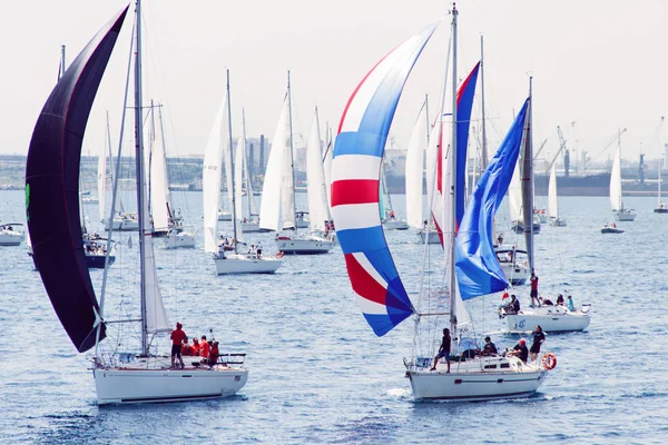 Brindisi, Itálie-06.16.2019: jachting během regaty BRI — Stock fotografie