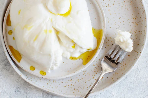 Burrata de brânză italiană — Fotografie, imagine de stoc