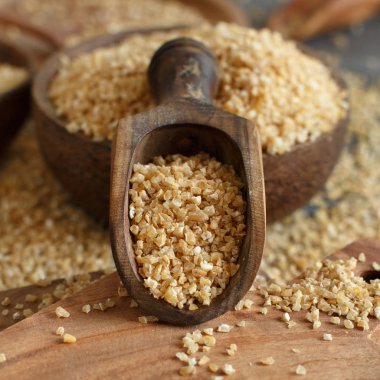 Kuru bulgur buğday taneleri 