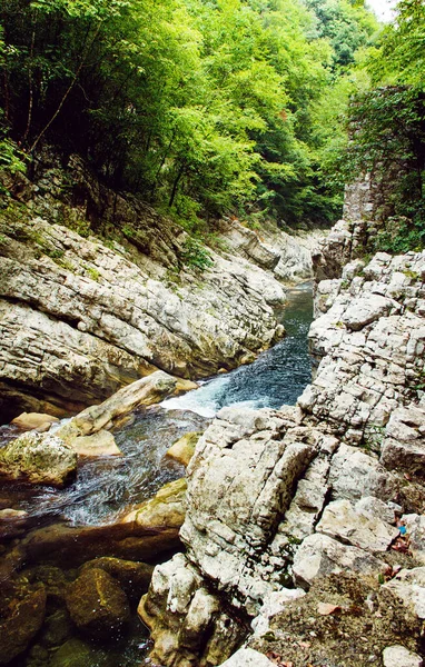 Calore River bij Felitto in Campania, Italië — Stockfoto