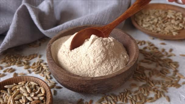 Raw rye flour in a bowl close up — Stock Video