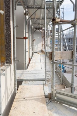 İnşaat halindeki yeni bir binanın karalanması, içeriden görüş detayı. Modern İnşaat Teknolojileri