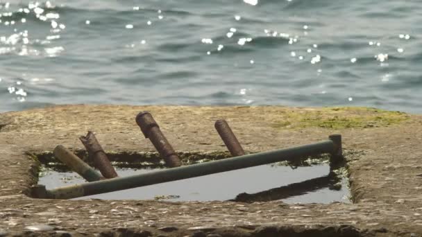 Falochrony w Morzu Czarnym. 4k, zwolnionym tempie. — Wideo stockowe