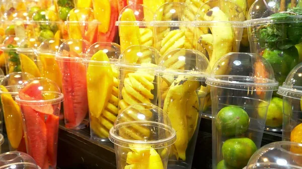 Asian cuisine, food concept. close. fruit counter for making soft drinks and smoothies. — Stock Photo, Image