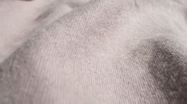 Süper yakın çekim. Detaylar. Buruşmuş leylak çarşaf. Boşluğu kopyala