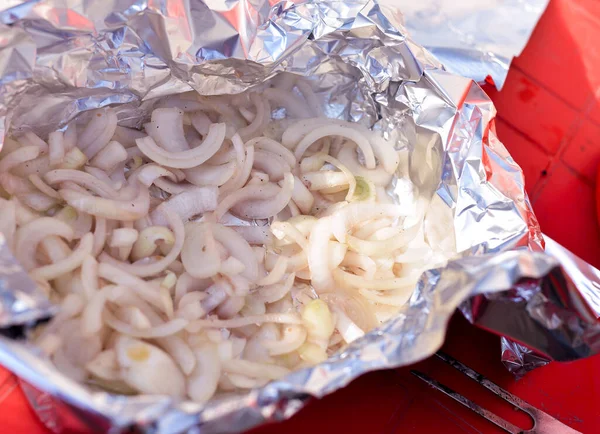 Proceso Cocción Cebollas Fritas Para Shish Kebab Parrilla Casa Día — Foto de Stock