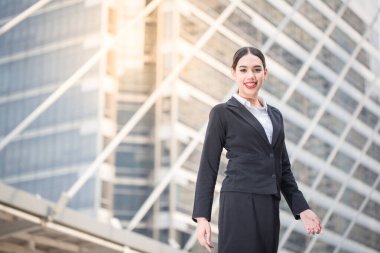 Modern başarılı gülümseme güzel mutlu iş Asyalı kadın fotokopi alanı ile