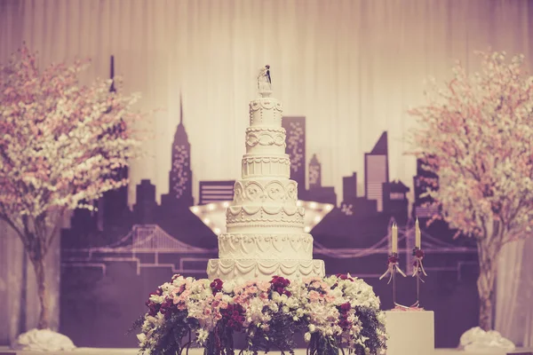 Kue Indah Untuk Upacara Pernikahan — Stok Foto