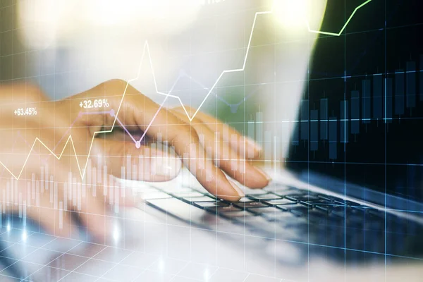 Dubbel exponering av abstrakt kreativt finansiellt diagram med handskrift på datorns tangentbord på bakgrund, forskning och strategi koncept — Stockfoto