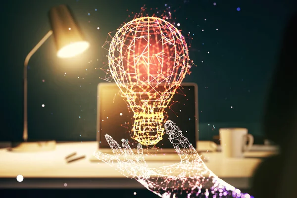 現代のラップトップの背景に創造的な電球のホログラム、アイデアの概念。多重露光 — ストック写真
