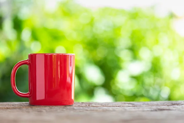 Taza Café Cerámica Roja Sobre Mesa Madera Mostrador Con Fondo —  Fotos de Stock