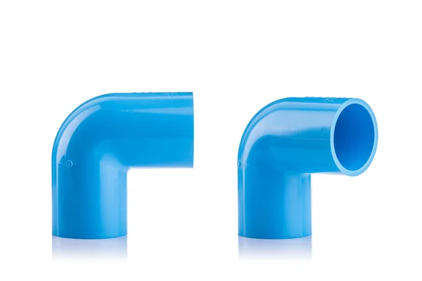 Nuevo conector de PVC azul para tubería de agua aislada en blanco —  Fotos de Stock