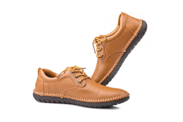 Homens Novos Sapatos Couro Marrom Estúdio Tiro Isolado Fundo Branco — Fotografia de Stock