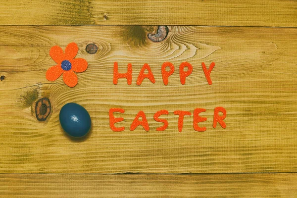 Boldog Húsvéti Üzenetet Festett Tojás Virág Fából Készült Asztal Tónusú — Stock Fotó