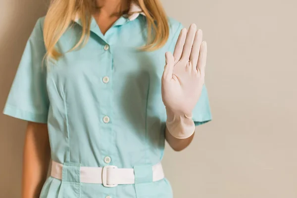 Imagen Enfermera Médica Mostrando Señal Stop —  Fotos de Stock